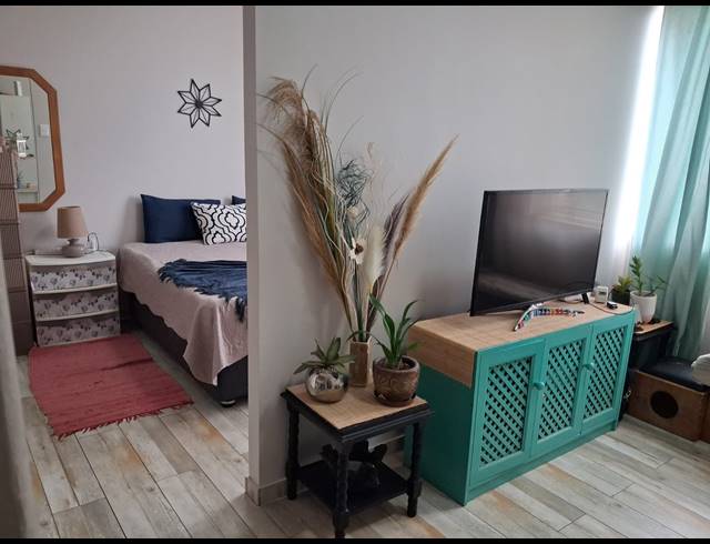1 BEDROOM FLAT FOR SALE IN BLUFF